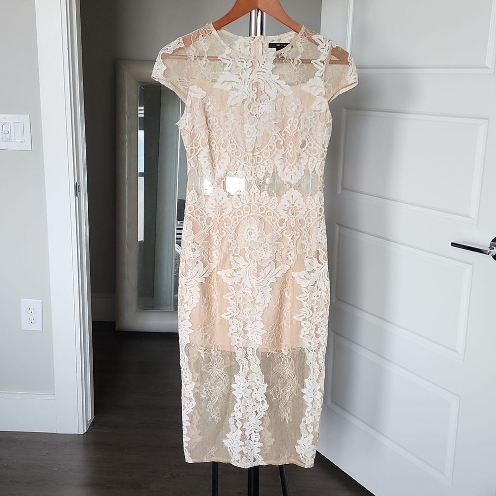 Ivory Lace Womens Size Small Sexy Romantic Feminine Fitted Sheath Dress - Picture 1 of 7
